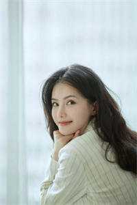 金丝雀老婆去世后，和白月光埋在了一起