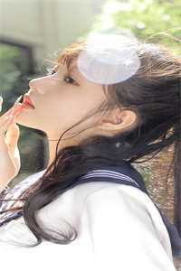 穿越后，王妃非要拿白莲花剧本