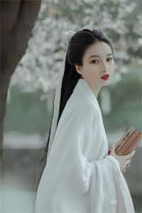 潆洄人间朝与暮