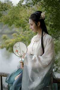我亲手救的兽人，屠尽我的族人(雪厉楚轻竹)小说完结免费_完整版小说我亲手救的兽人，屠尽我的族人(雪厉楚轻竹)
