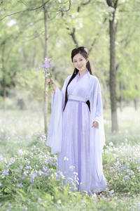 梨花雨凉叹今朝