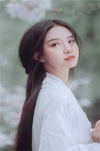 清颐照雪烬余香
