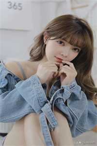 穿成虐文女主后我直播发疯