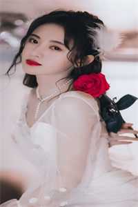 被拿督之子虐杀后，我重生了