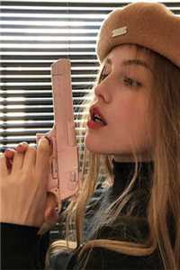 儿童节，手撕偷走女儿比赛舞裙的老公和初恋