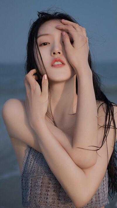 绝望浇灌的向日葵开了
