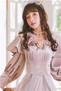 未婚妻纵容竹马烧死亲妈，知道真相后悔疯了